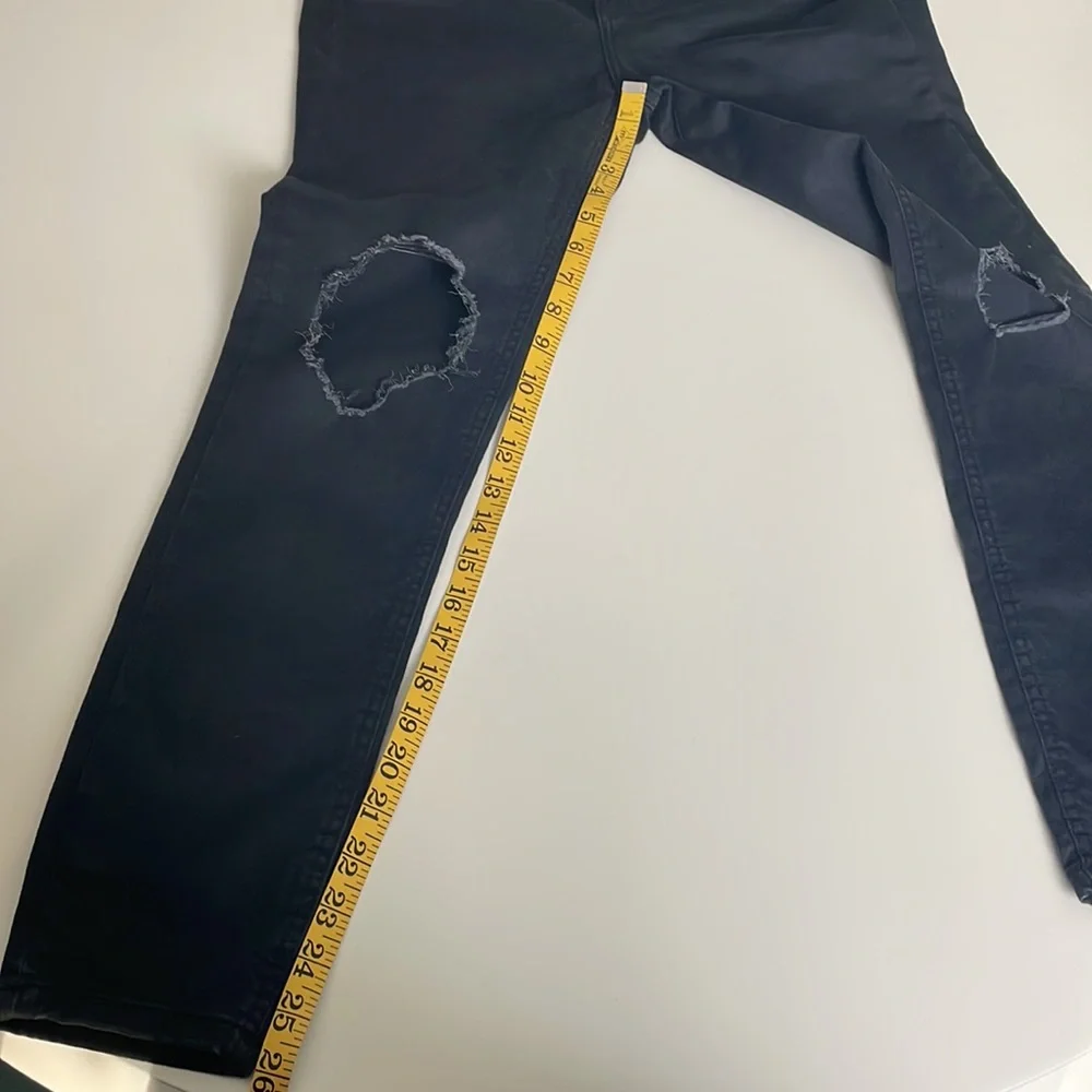 Free People Busted Knee Black Skinny Jeans- Size 29 - Picture 10 of 12